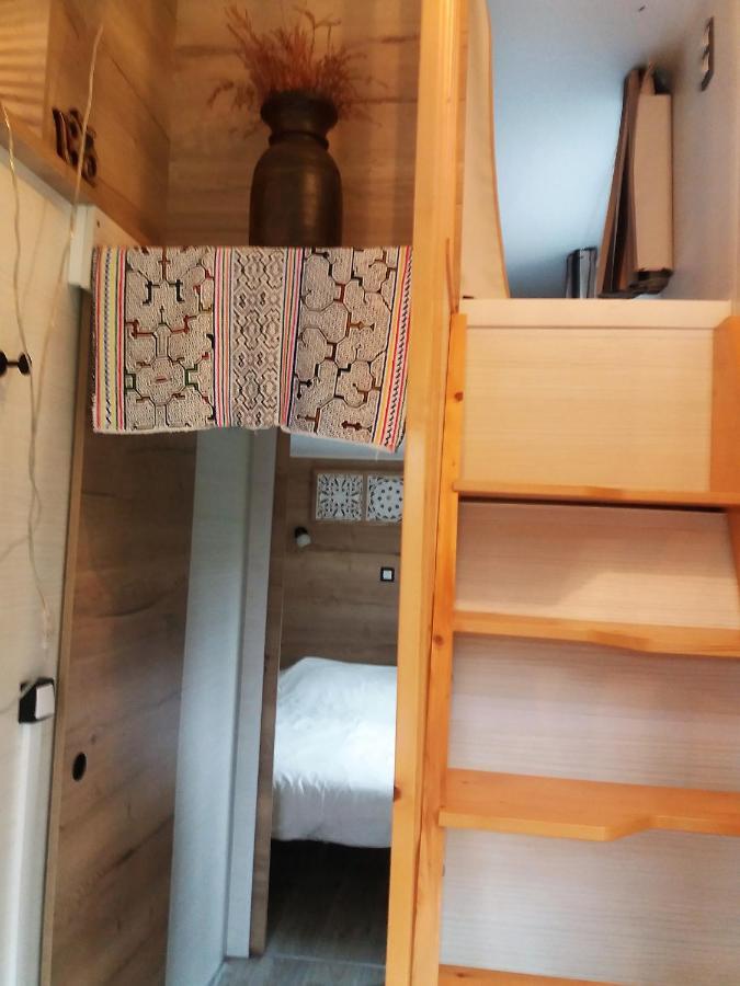 Tiny House Autonome En Pleine Nature Albieres Bagian luar foto